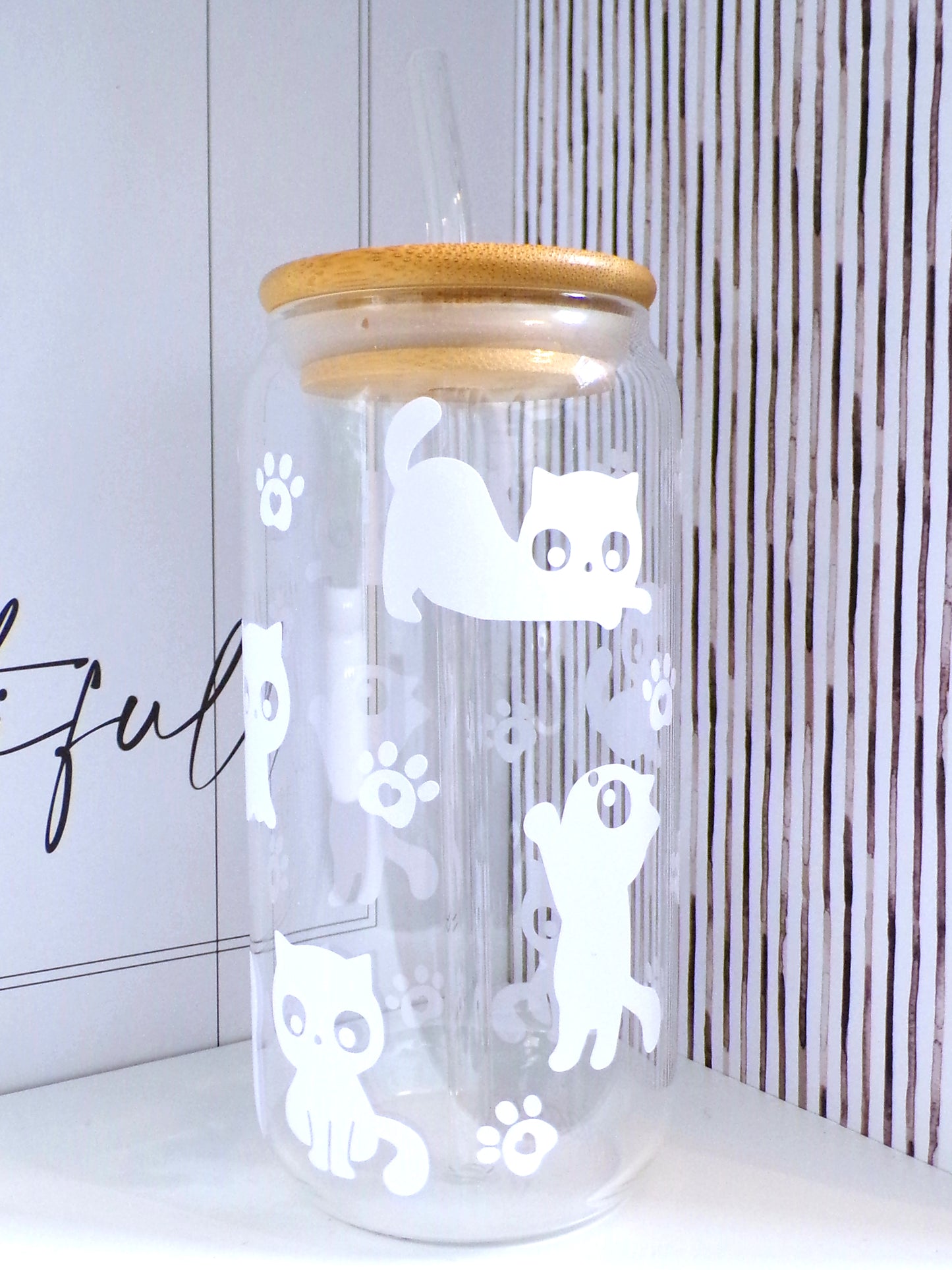 White Cats and Paw Prints 20oz Glass Can with Bamboo lid and Straw