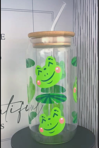 Happy Frogs and Lily Pads 20oz Glass Can with Bamboo lid and Straw